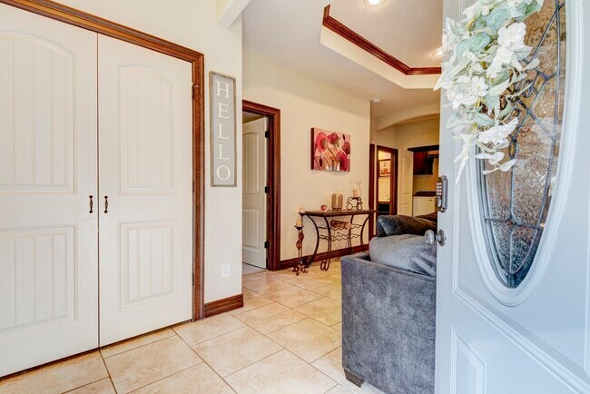 Photo - 901 Franconia Dr