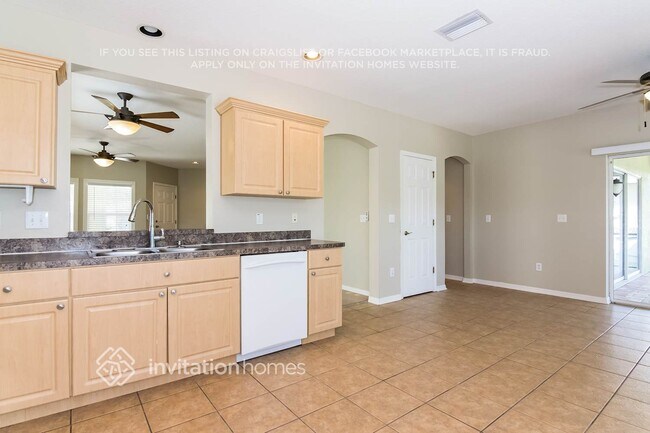 Photo - 6413 Bridgecrest Dr