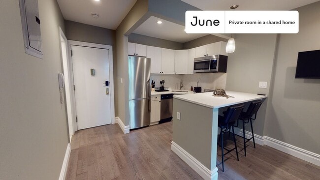 Photo - Room in Shared 3 bed/2 bath home Unidad A