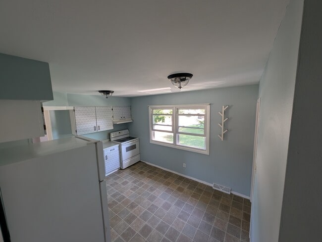 Kitchen - 230 Pleasant St Unit 230 Pleasant