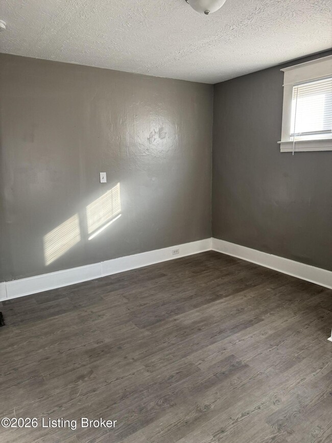 Photo - 829 S 37th St