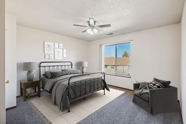 Two Bedroom C - 2 Bed / 2 Bath - 1,200 Sq.Ft.