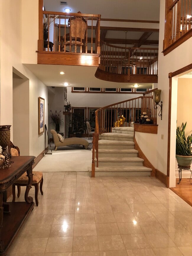 Photo - 6518 W 132nd St