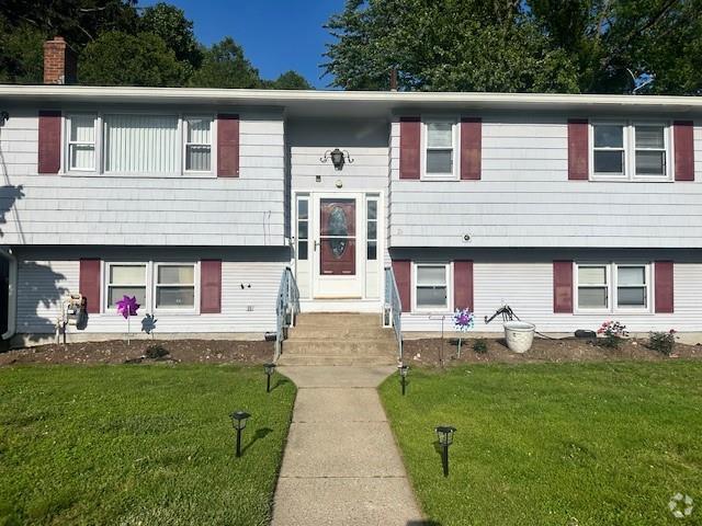 Building Photo - 24 Calumet Ave Rental