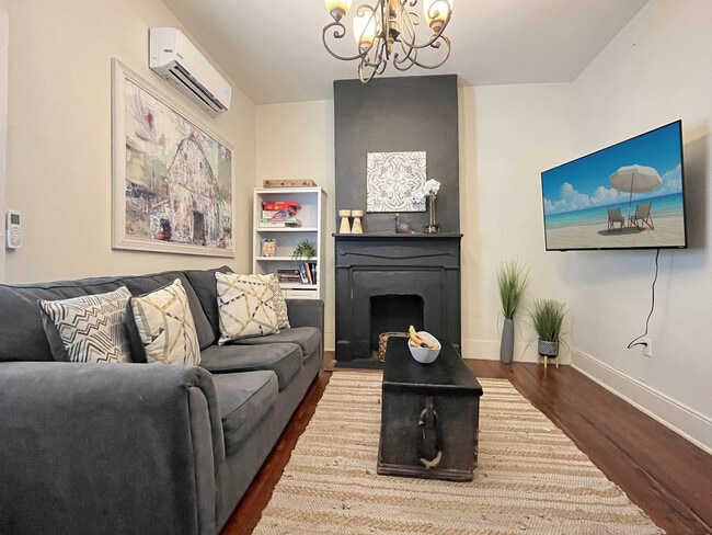 Photo - 515 E Huntingdon St Unidad ID1244807P