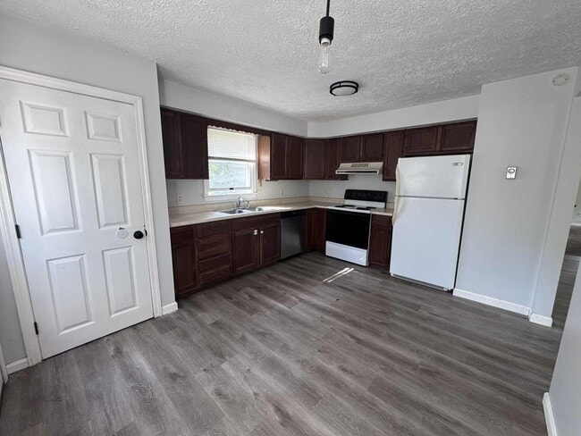 Photo - Quiet Bay Park Home