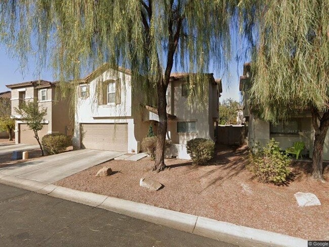 Building Photo - 3 BEDROOM IN THE SPECTRUM AT VAL VISTA