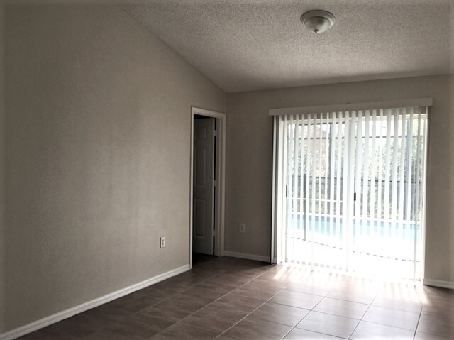 Photo - 2481 Winchester Blvd