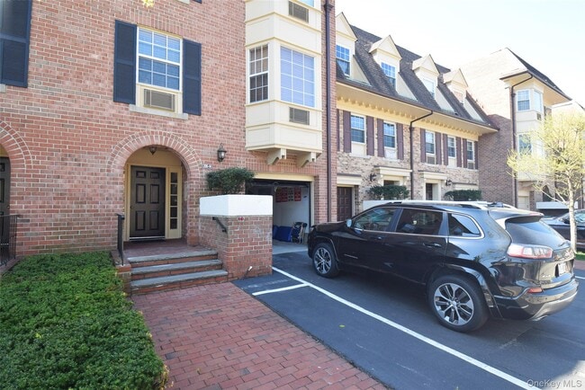 Building Photo - 206-14 Emily Rd Unit 42 L