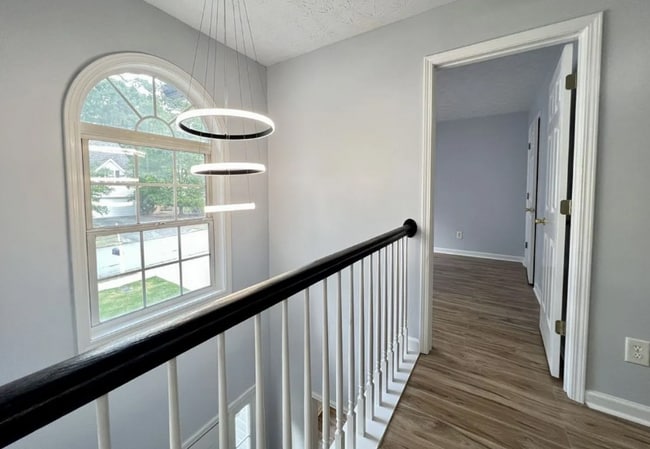 Photo - 1060 Grace Dr