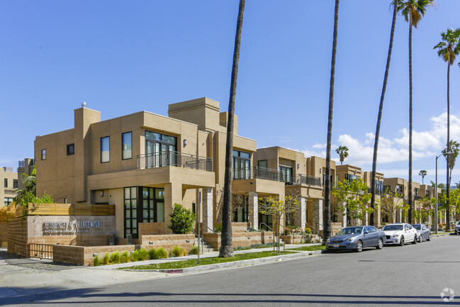 Building Photo - Residences at Village Walk Rental