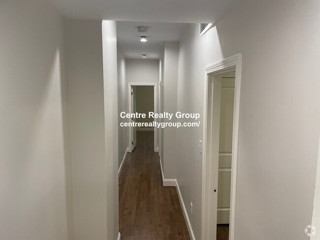 Building Photo - 1712 Beacon St Rental