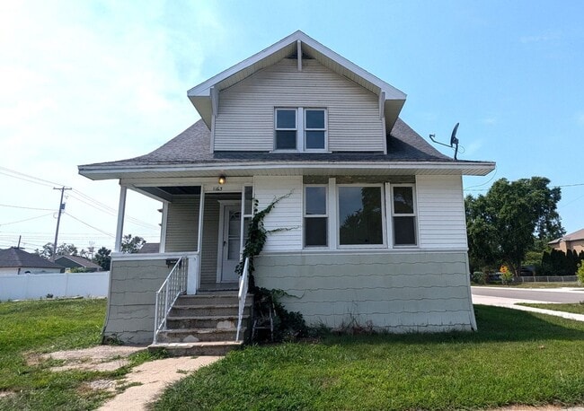 Building Photo - 1163 4th St