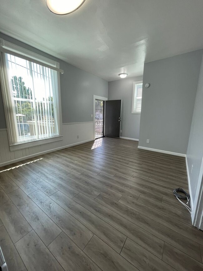 Photo - 00812 Unit T2003B