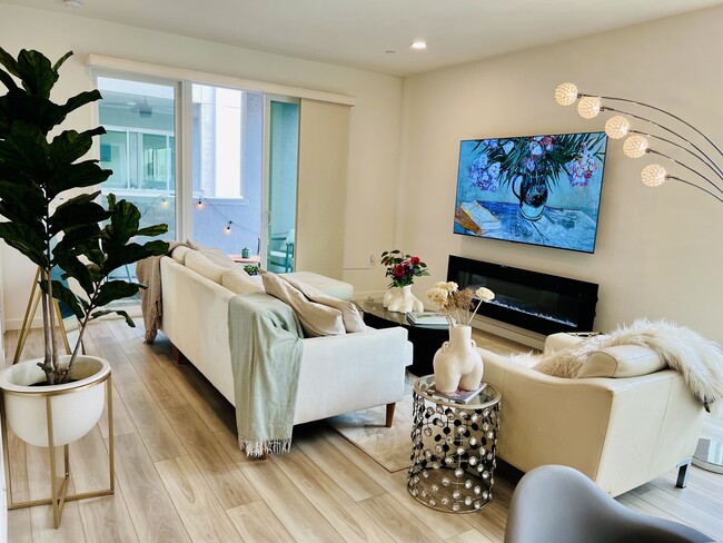 Photo - 2431 Cleat Ln Unit 101