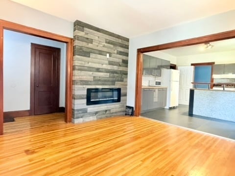 Building Photo - 693 Partington Ave Unit Main