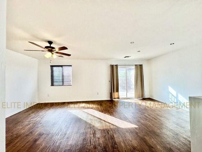 Photo - 5210 E Desert Straw Ln