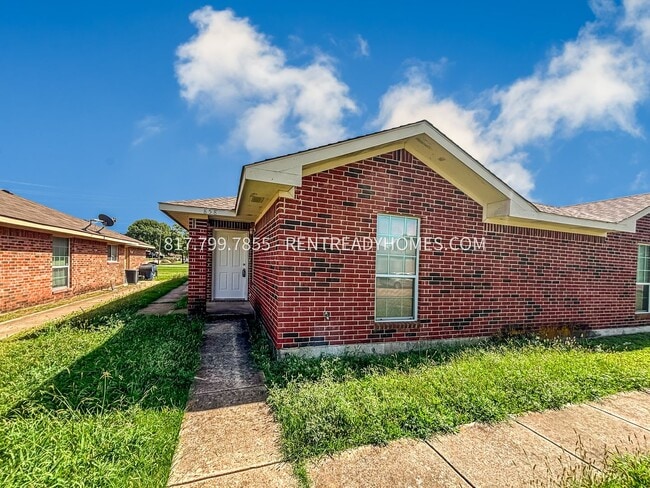 Building Photo - 858 Potomac Dr Rental