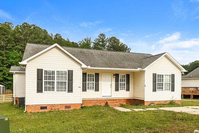 Photo - 105 Birch Ct