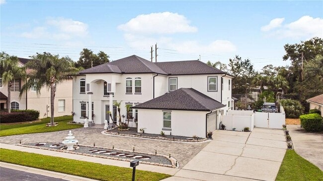 Photo - 352 Radisson Pl