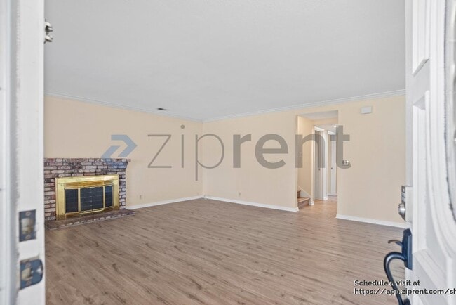 Photo - 8370 Parish Way