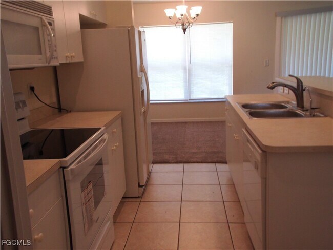 Photo - 1117 Venetia St