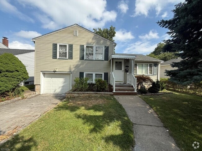 Building Photo - 439 Morristown Rd Rental