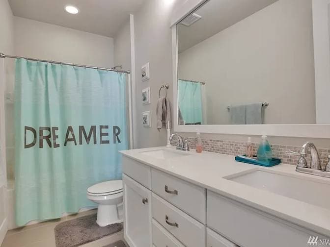 Photo - 317 Field Pl SE