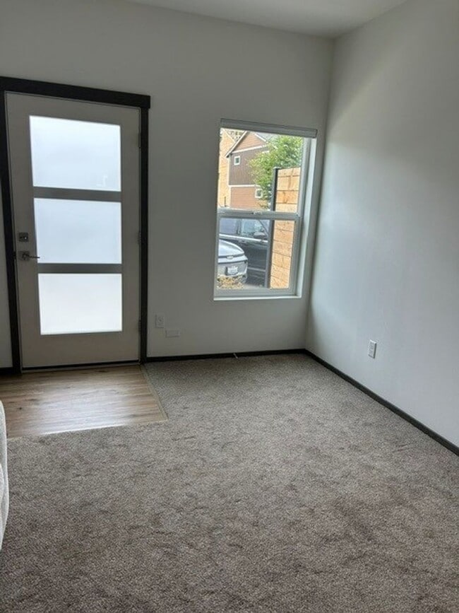 Photo - Windergreen Townhome