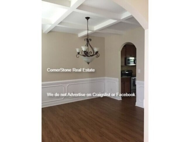 Photo - 440 Wood Point Dr