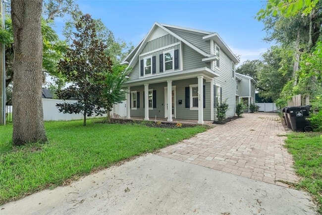 Building Photo - 730 Cordova Dr