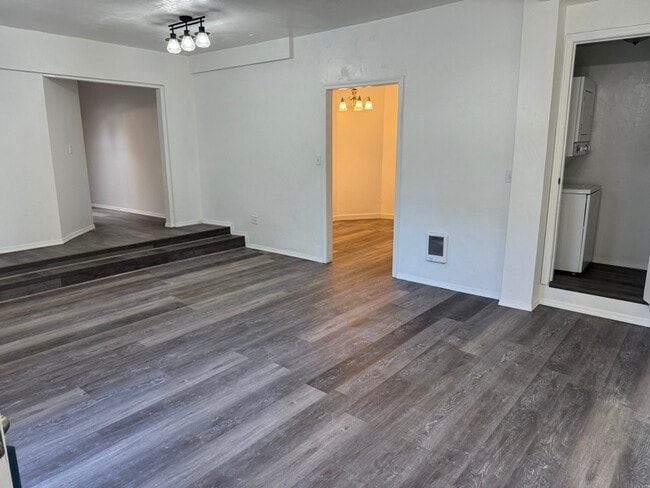 Building Photo - 921 102nd St S Rental