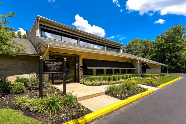 Stonybrook Apartments - Stonybrook Apartments