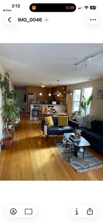 Building Photo - 1242 Marengo Ave Unit 1