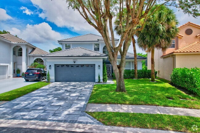 Building Photo - 10872 Tamoron Ln Rental