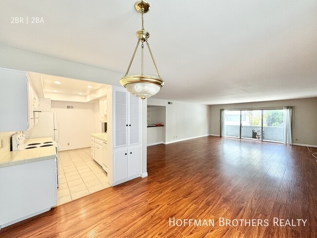 Photo - 815 S Shenandoah St Unidad 102A Rental