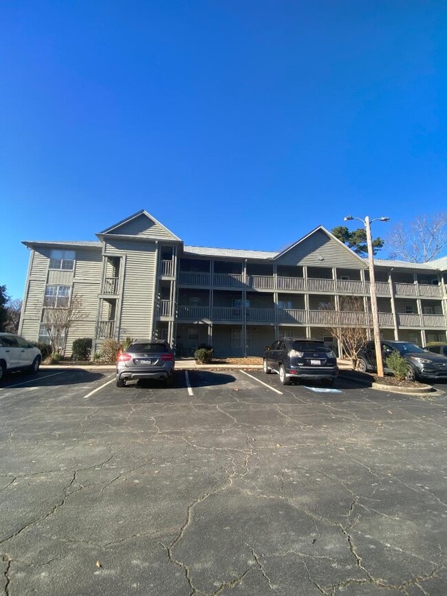 Photo - 922 Fairwood Lakes Dr