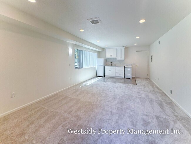 Photo - Prime North Hollywood Neighborhood Unidad 107