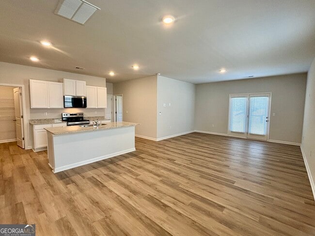 Photo - 2910 Daxton Ln