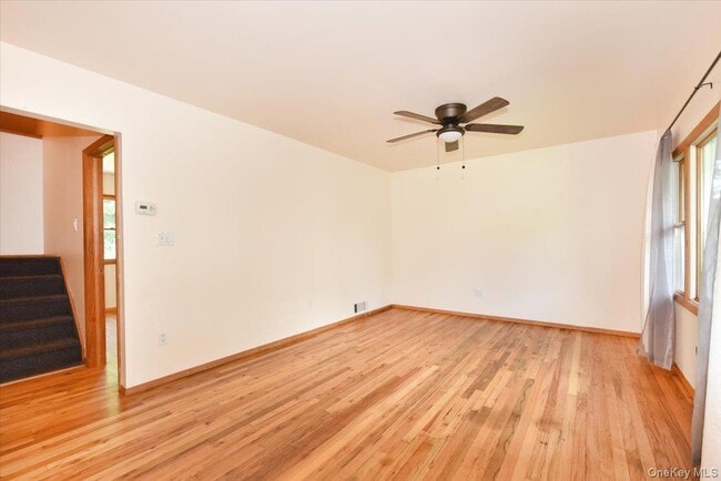 Photo - 257 Maple St