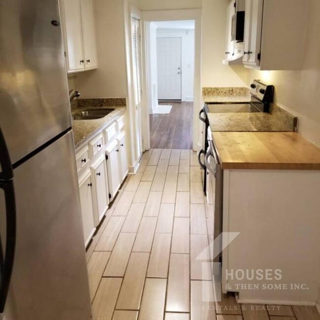 Photo - 203 W Faris Rd