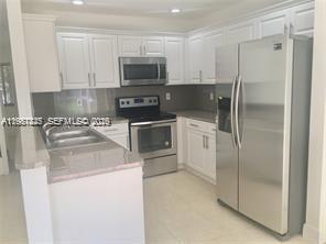 Photo - 833 NW 208th Terrace