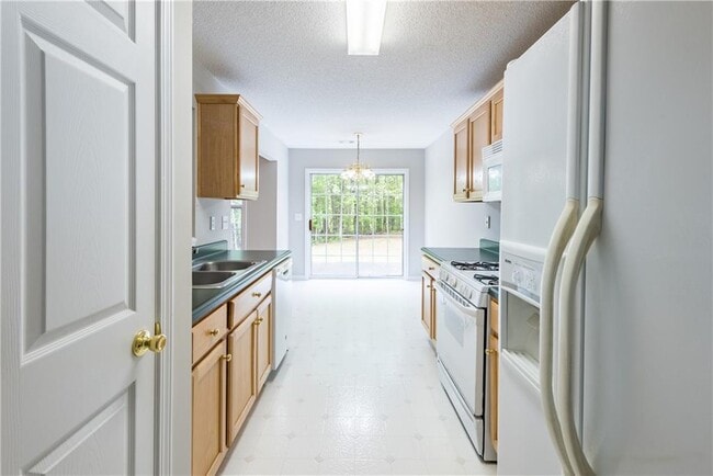 Photo - 227 Westwind Dr