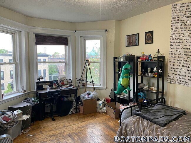 Photo - 463 Park Dr Unit 16