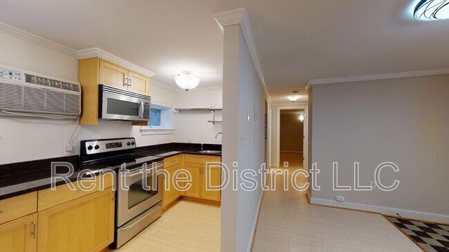 1708 Newton St NW Unit 102