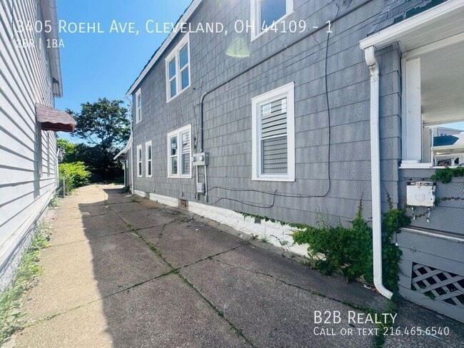 Photo - 3405 Roehl Ave Unit 1