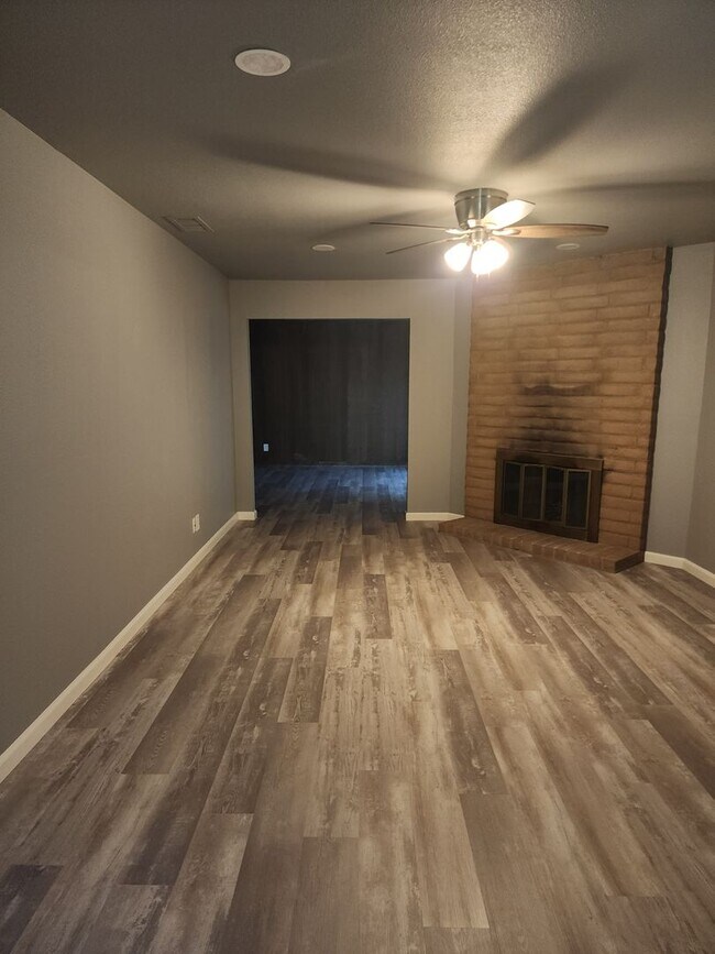 Photo - 8616-8618 La Riviera Dr Unit 8616