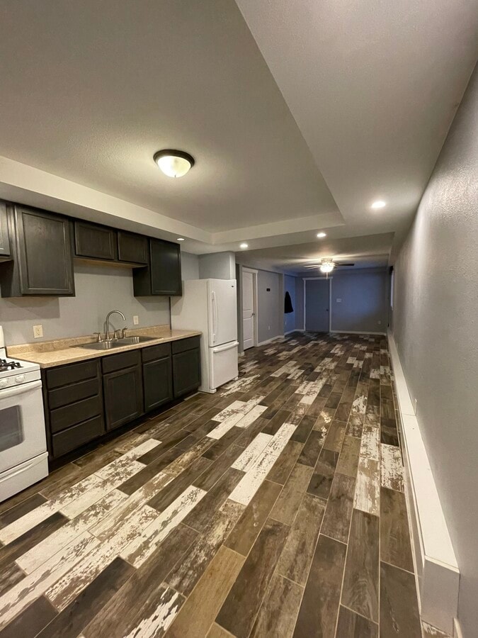 Photo - 2054 Norcon Ln