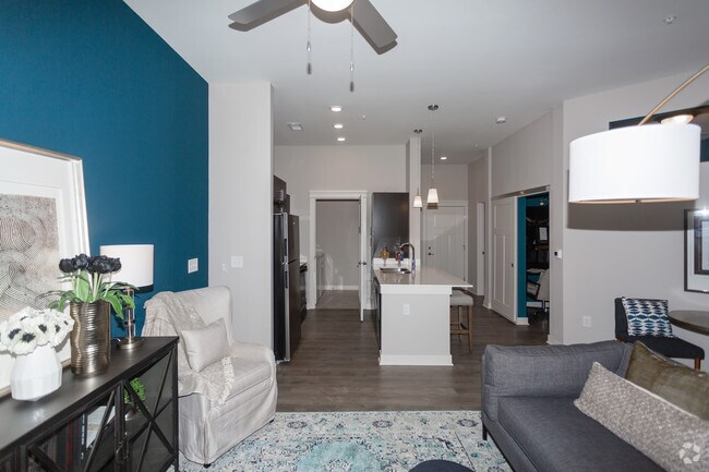 1BR, 1BA - Midtown Flats