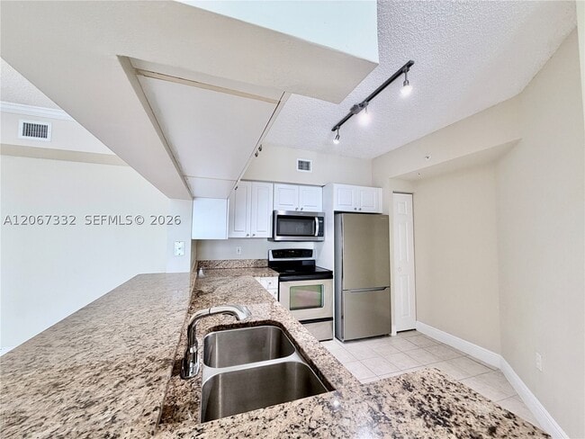 Photo - 17100 N Bay Rd Unit 1105
